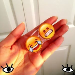 FWP 🛍 Emoji contact case